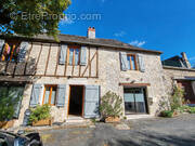 Maison à CONDAT-SUR-VEZERE