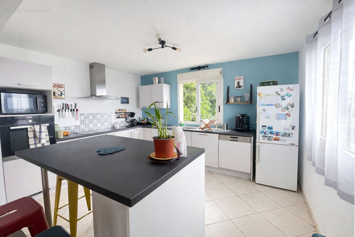A VENDRE - Maison F6 avec vue dans les bas de La Bretagne - photo 2