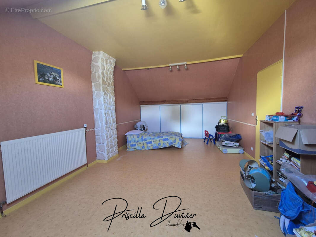 Maison à SAINT-SULPICE