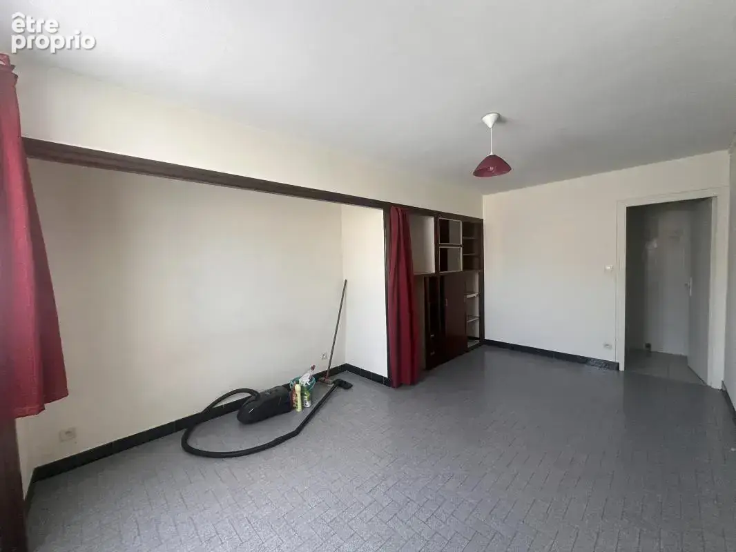 Appartement 130 m² à Le Palais-Sur-Vienne  - photo 8