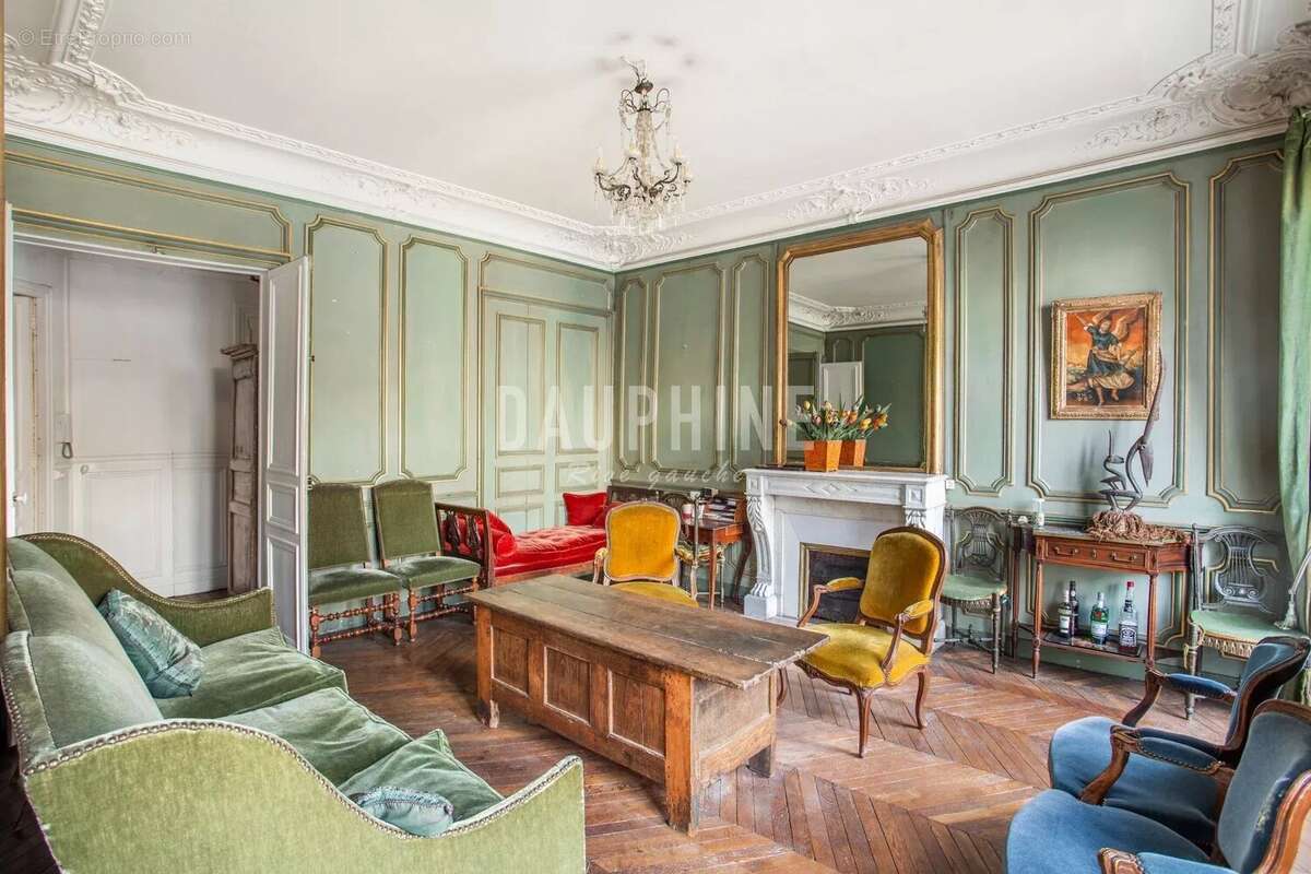 Appartement à PARIS-5E