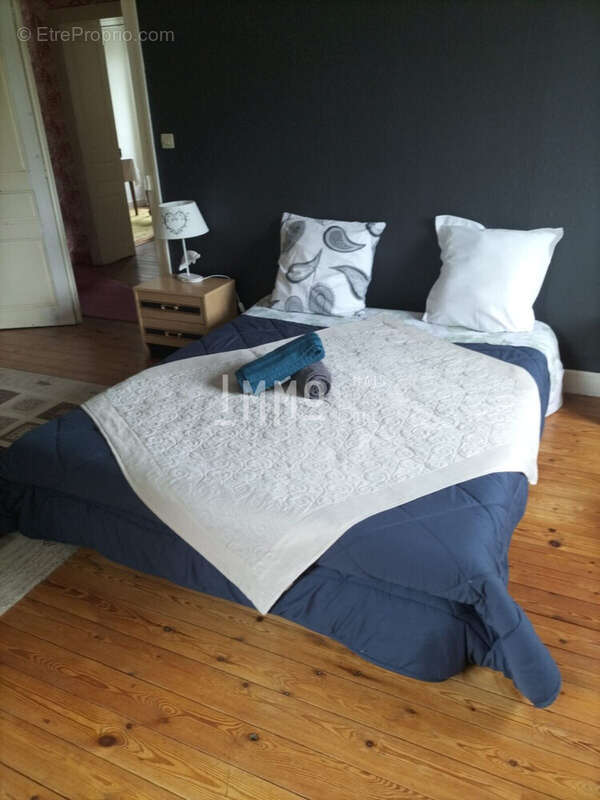 Maison à COURDEMANCHE