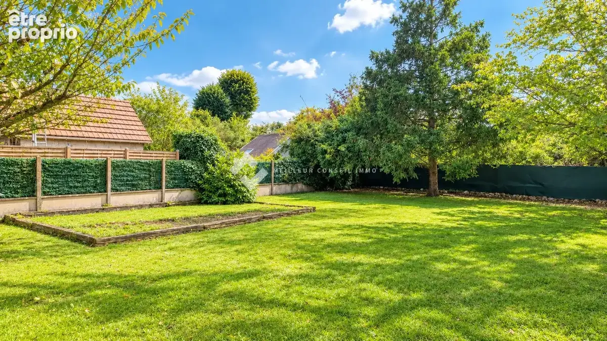 Maison 5 pièces 100 m² à vendre à Ezy-Sur-Eure (27530) - photo 2