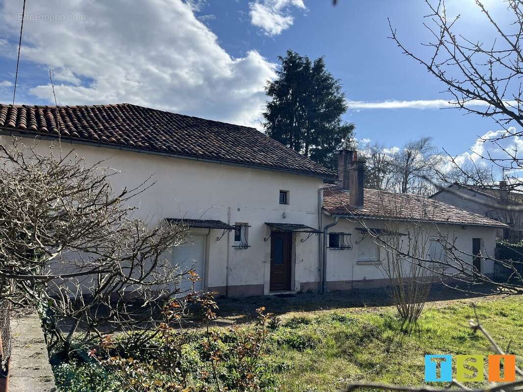 Maison à POINTIS-DE-RIVIERE