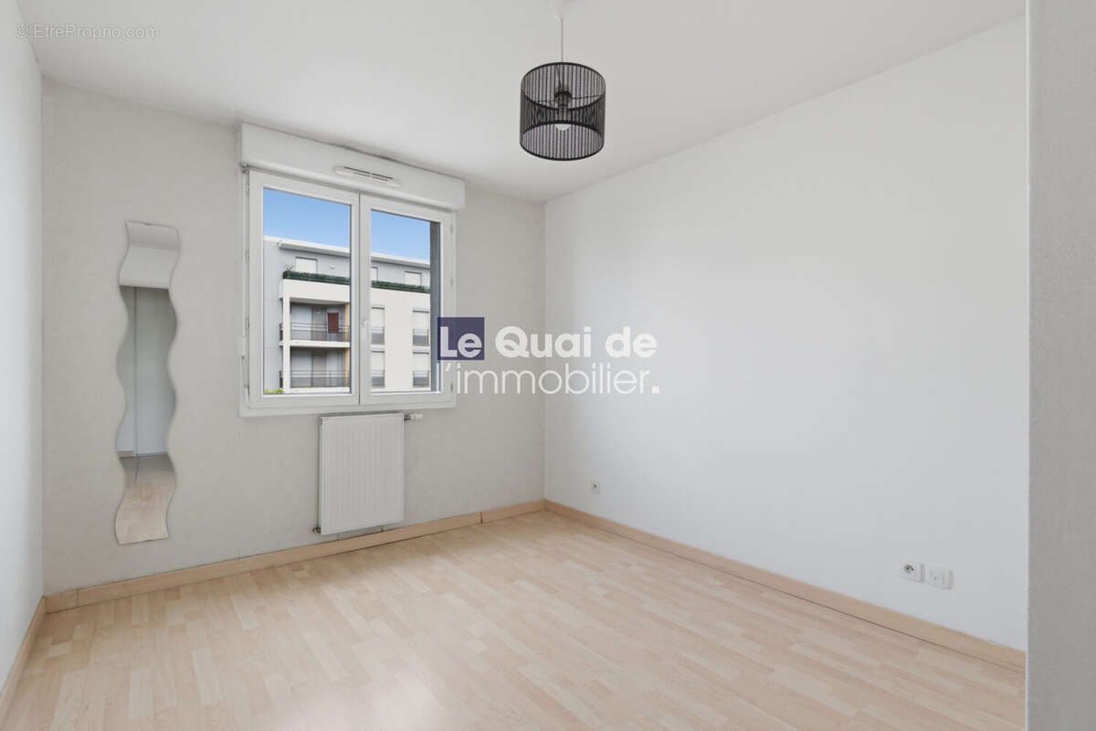 Appartement 65 m² à Echirolles  - photo 9