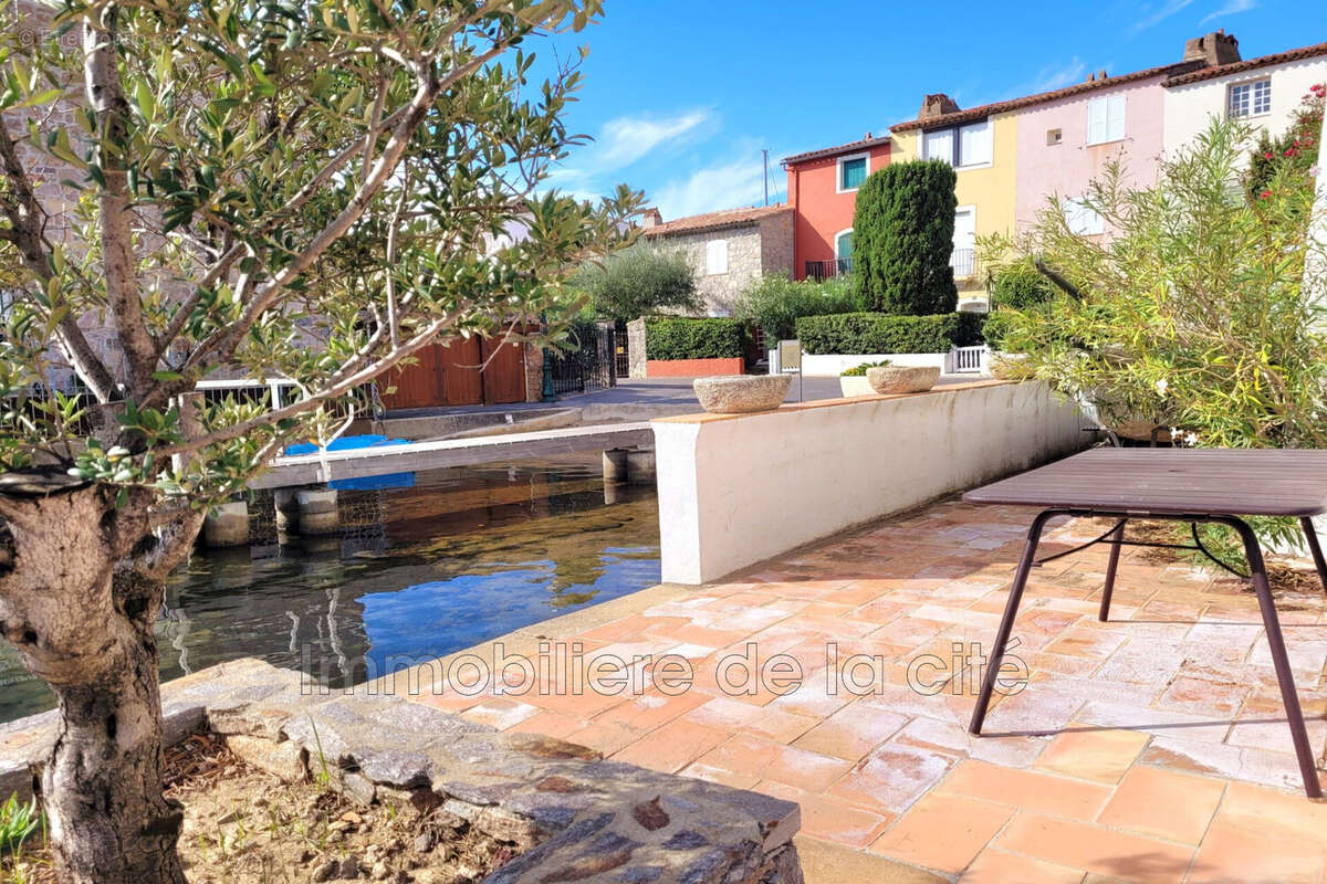Maison à GRIMAUD
