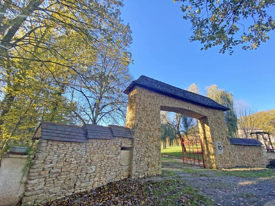 Maison à MOULEYDIER