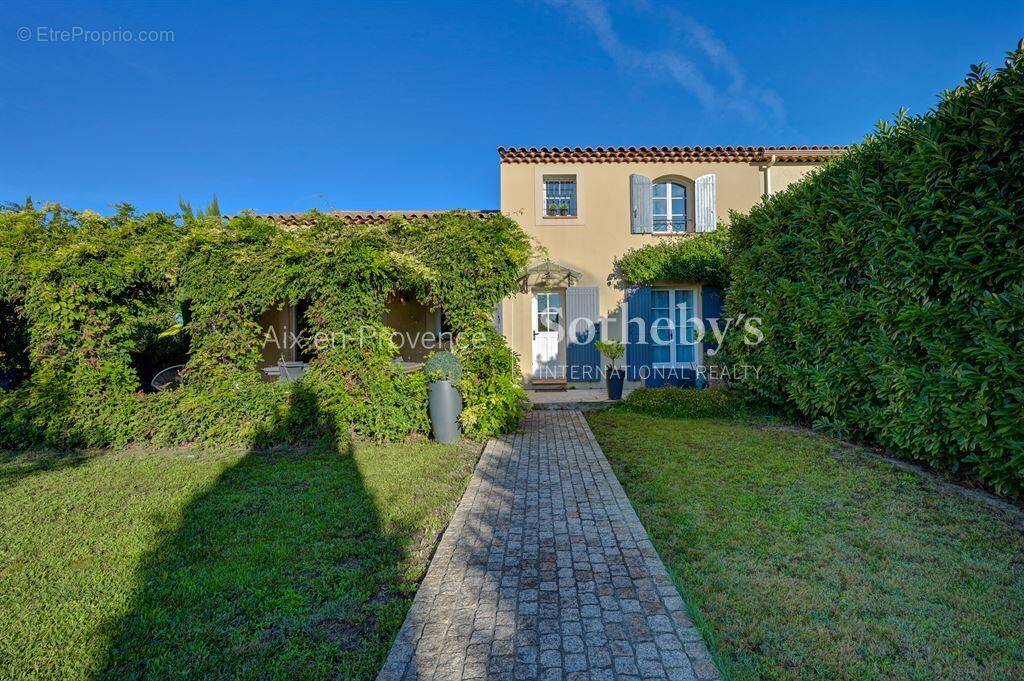 Maison à AIX-EN-PROVENCE