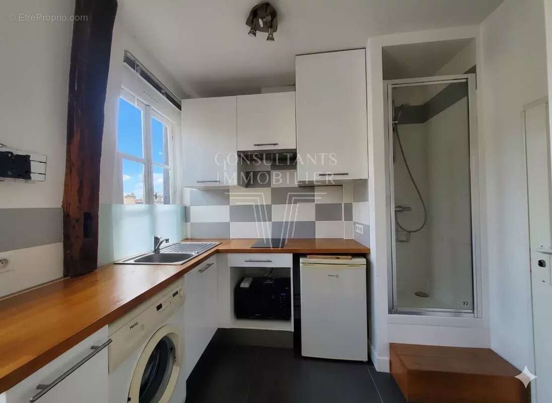 Appartement à PARIS-7E