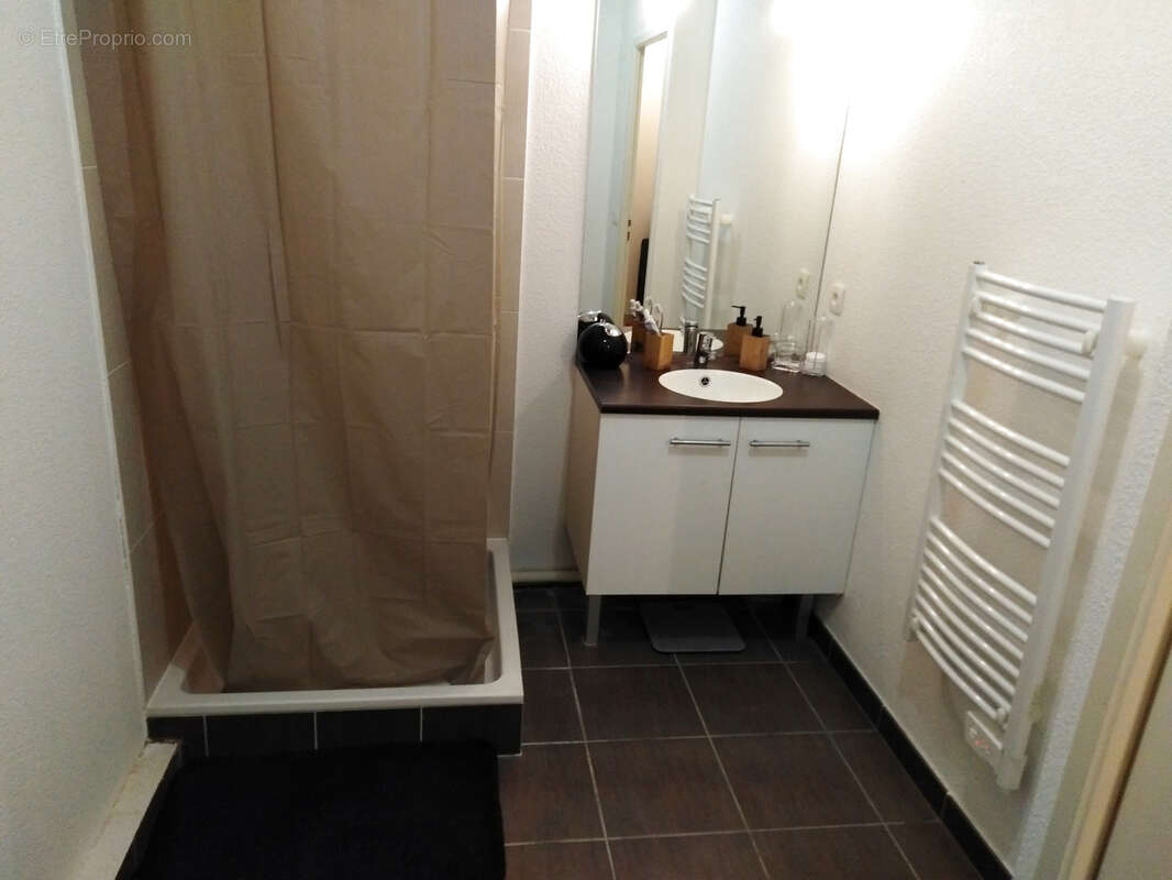 EXCLUSIVITE -MONNETIER-ANNEMASSE Proche Geneve -Joli T1 de 31m2 av terrasse-Pour investisseur - photo 6