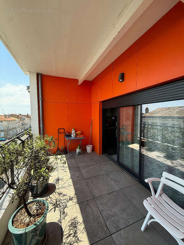 Exceptionnel en plein centre-ville - Appartement avec ascenseur et terrasse de  64 m2 - photo 4