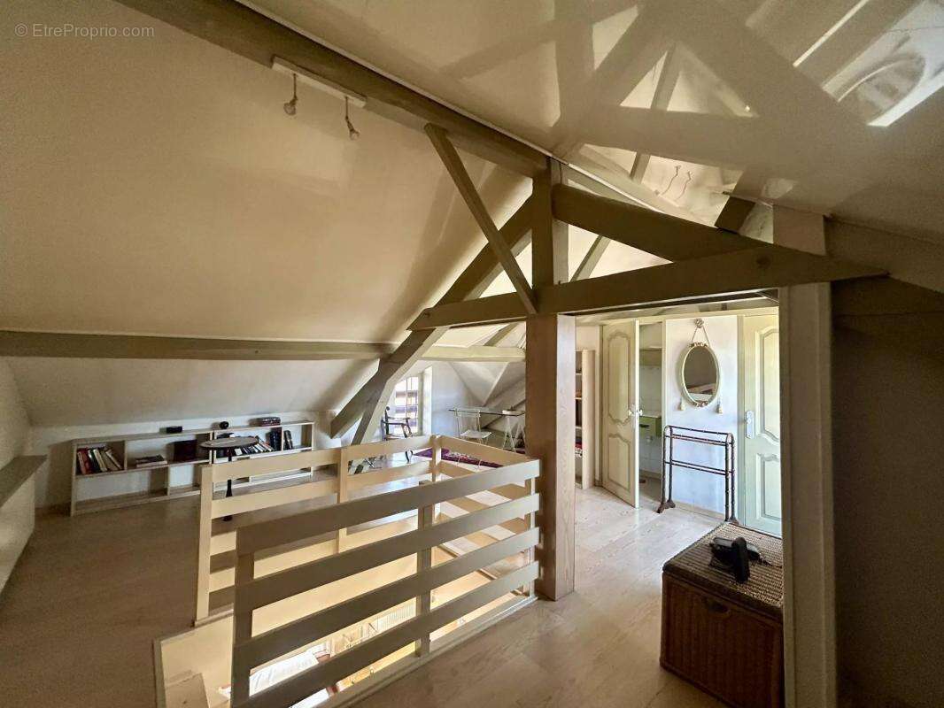 Appartement à AIX-LES-BAINS