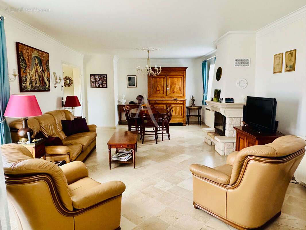 Maison a vendre romorantin - 6 chambres - 184 m² - photo 3