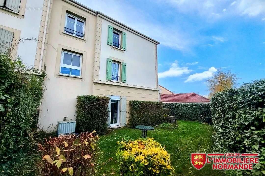 Appartement à BONNIERES-SUR-SEINE