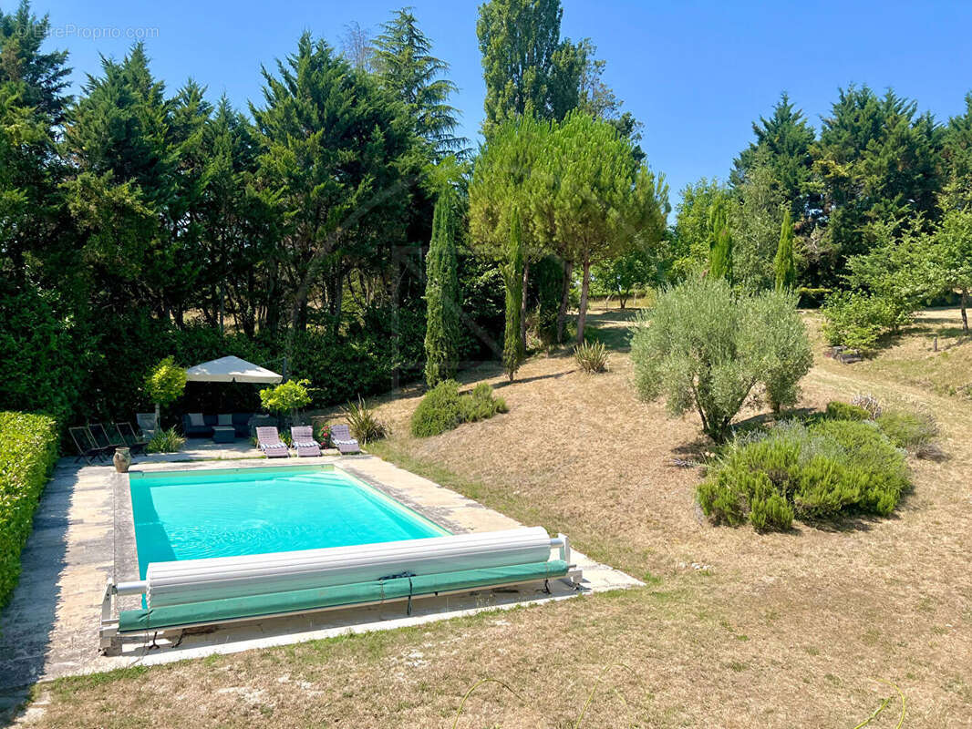 Propriété d'exception et maison d'amis - photo 18