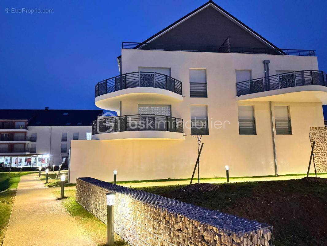 Appartement à SAINT-PIERRE-DU-PERRAY