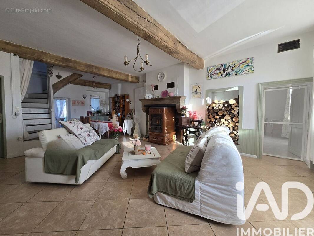 Photo 1 - Maison à BINGES