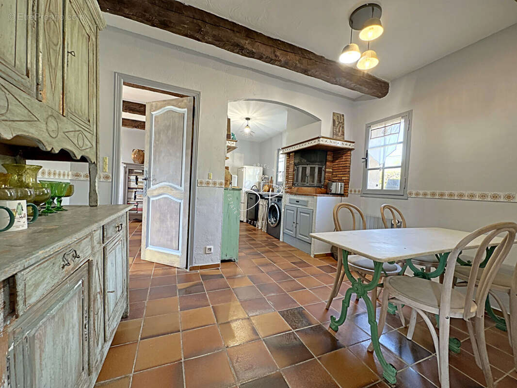 Maison à LORGUES