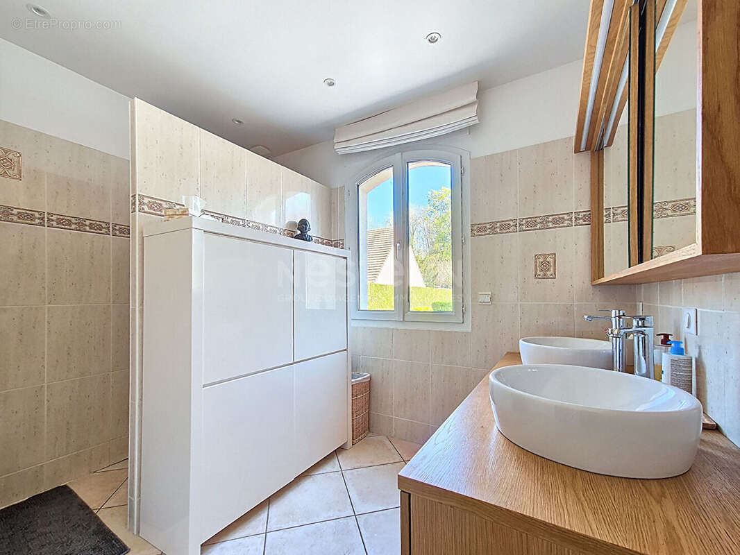Maison Gouvieux 280M² habitables, jardin 2150 m² avec piscine - photo 10