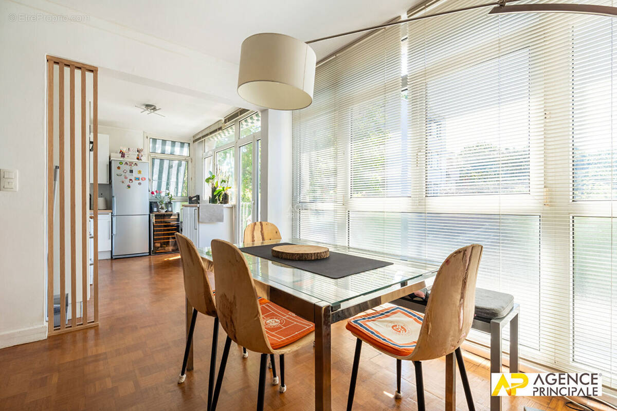 Appartement à MAISONS-LAFFITTE