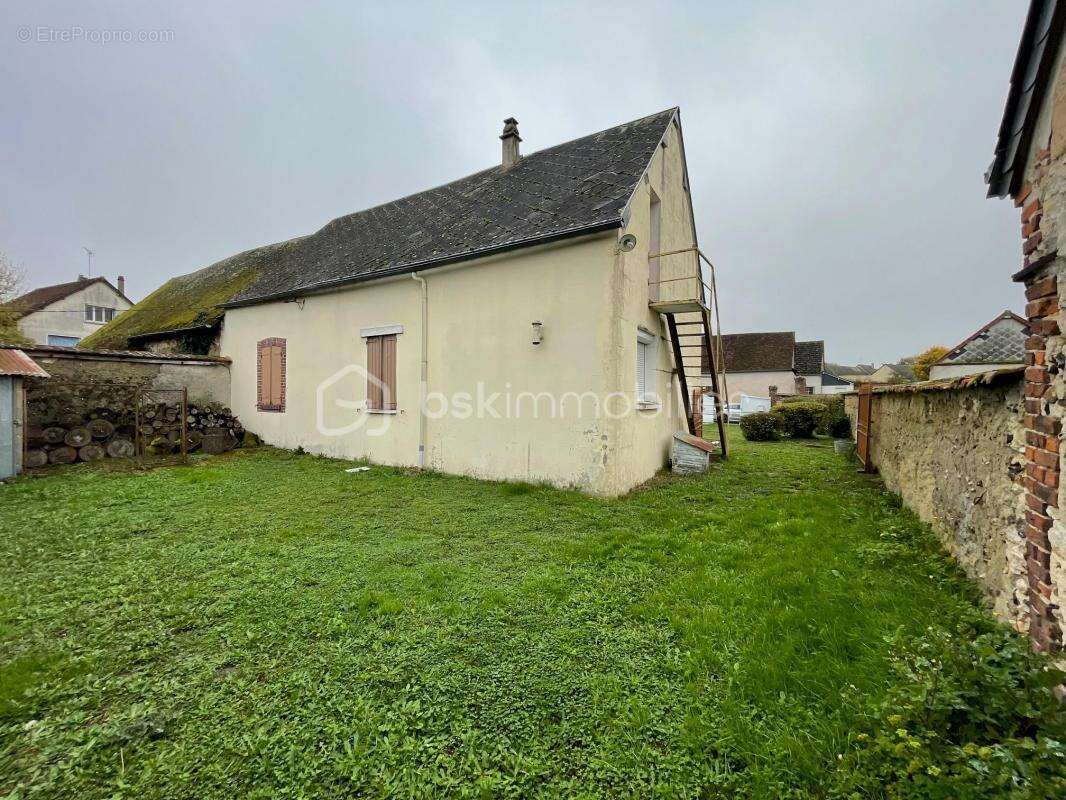 Maison à NOGENT-LE-PHAYE