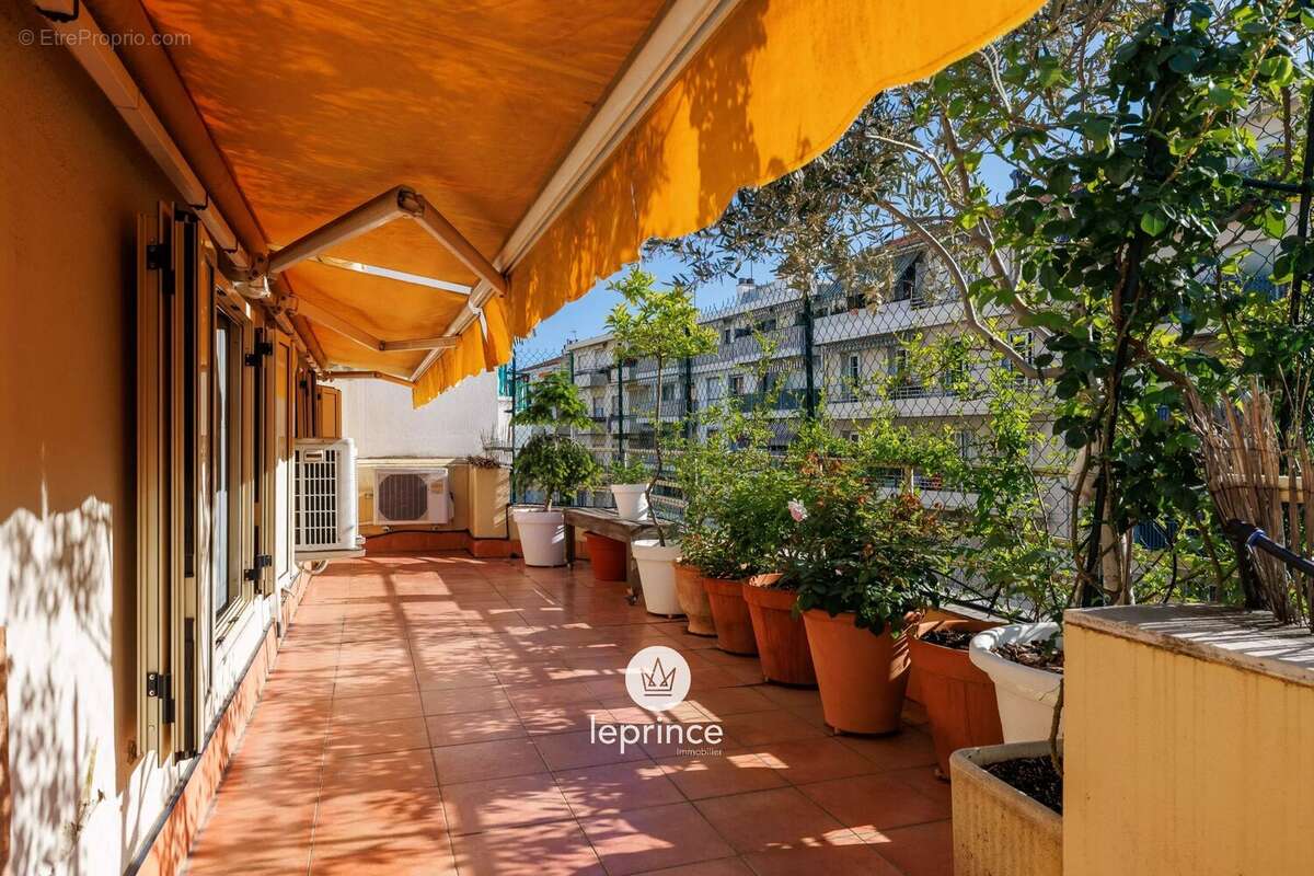 Appartement à NICE