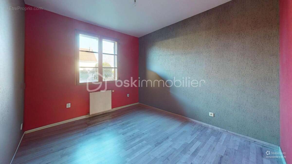 Maison à BELLEGARDE