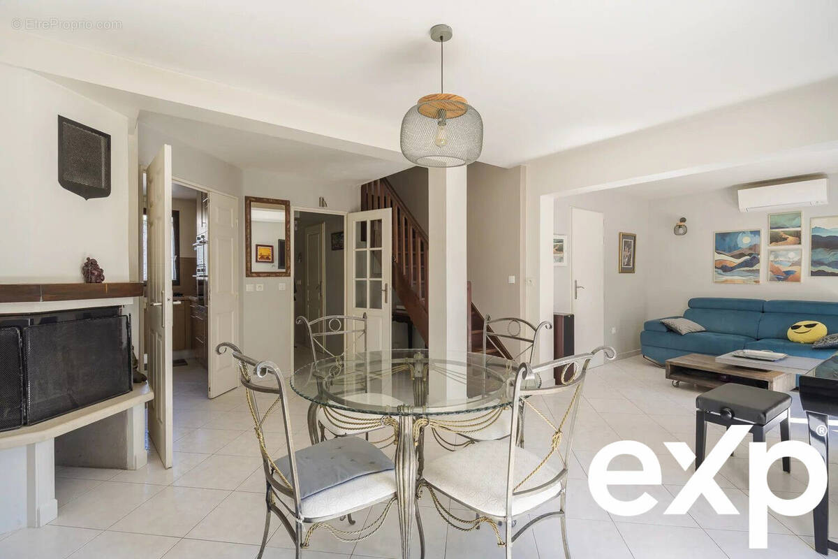 Maison à BONNEUIL-SUR-MARNE