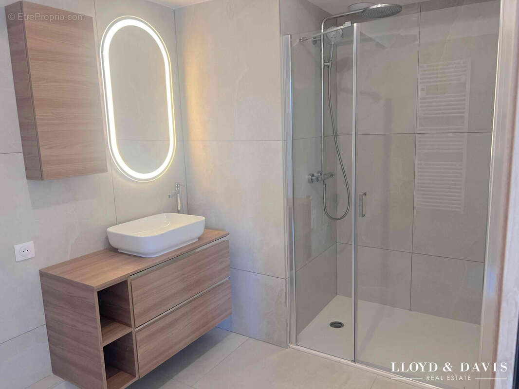 Appartement à CASTELNAU-LE-LEZ