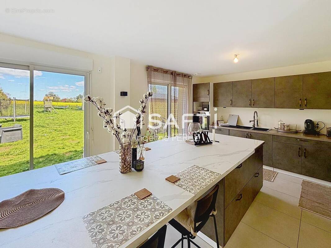 Photo 1 - Maison à MERU