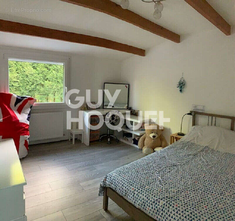 Maison à MONTSAUCHE-LES-SETTONS