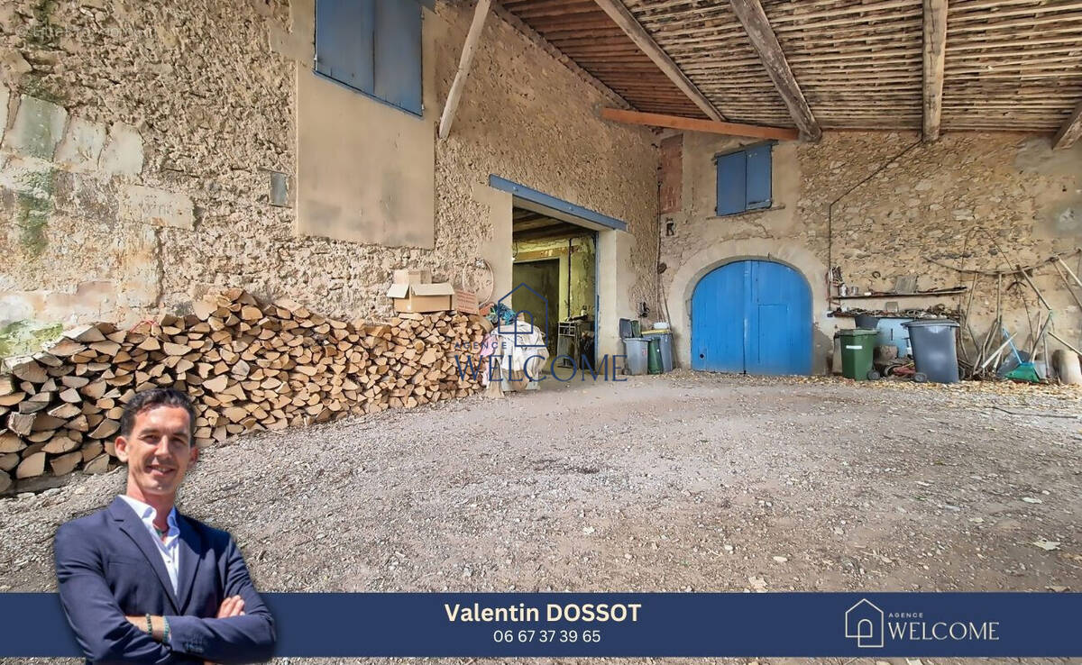 Commerce à SAINT-ANDRE-DE-SANGONIS