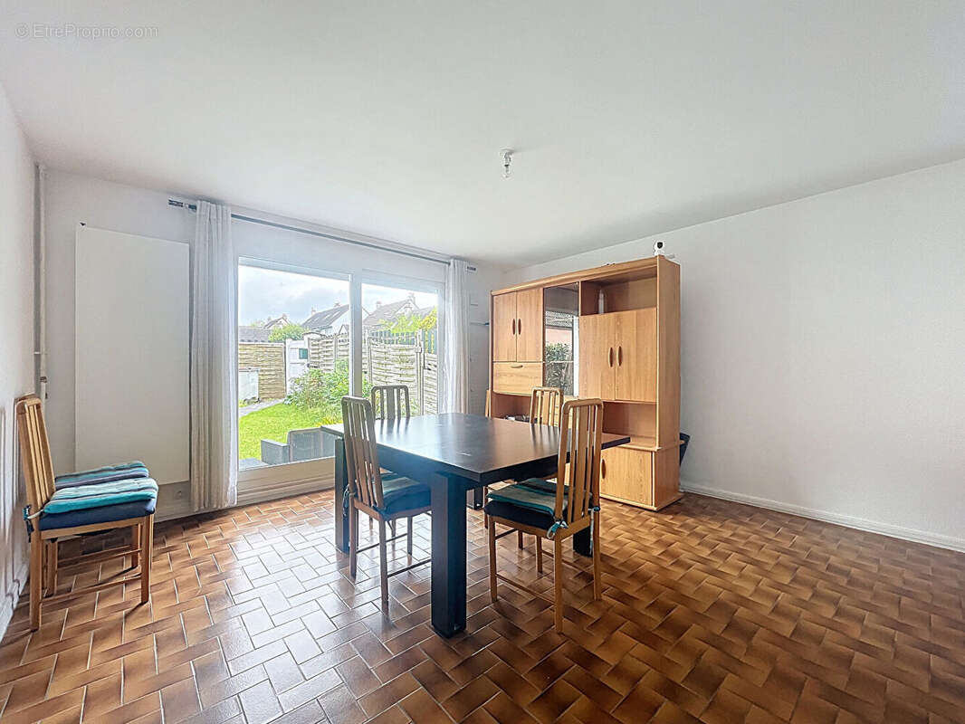 Maison à EPINAY-SOUS-SENART