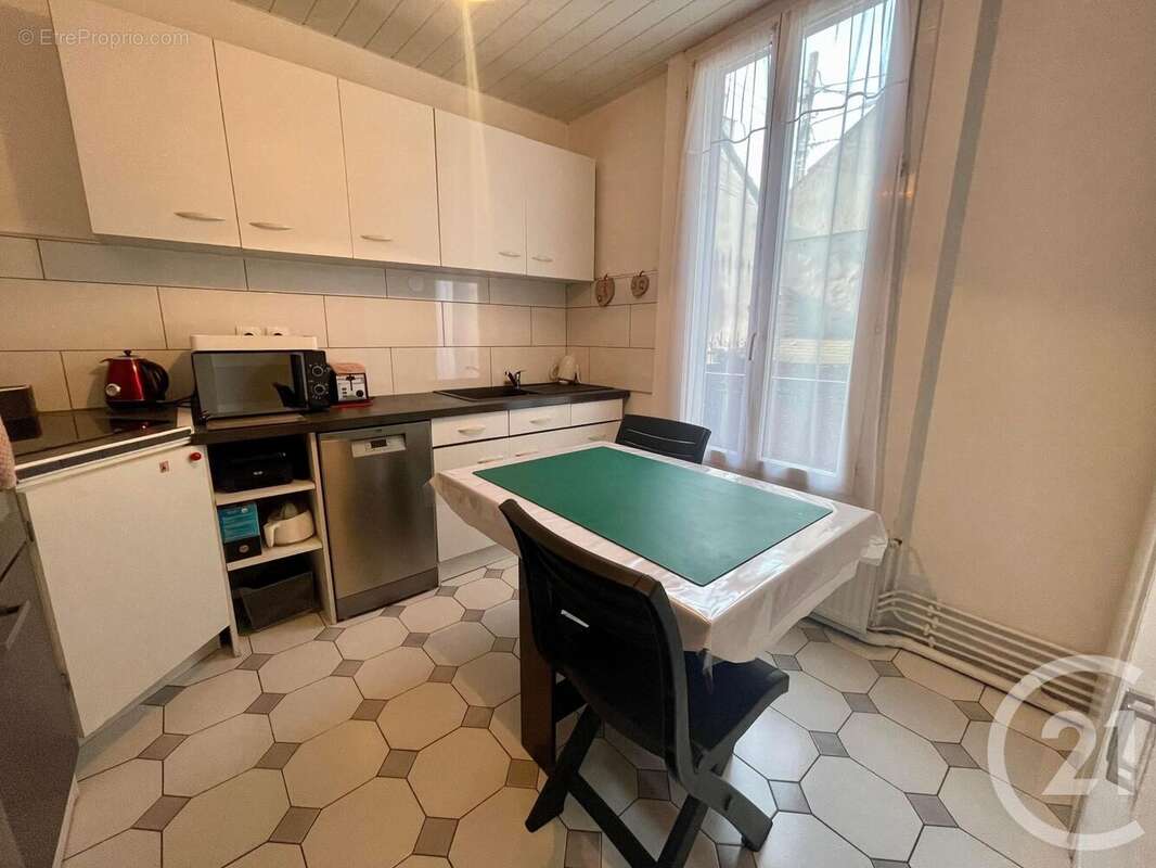 Appartement à CLAYE-SOUILLY