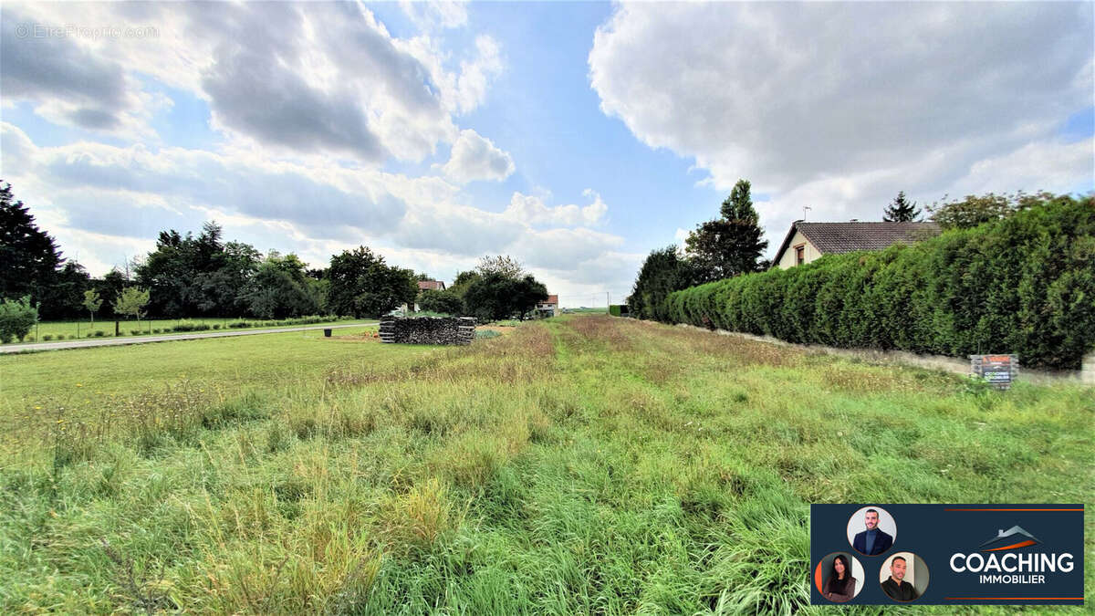 Terrain 1238 m² à Pringy  - photo 6