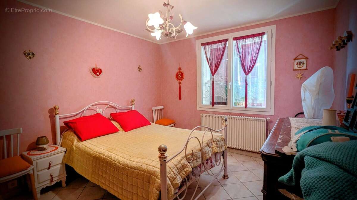 chambre - Maison à SAINT-ORENS-POUY-PETIT