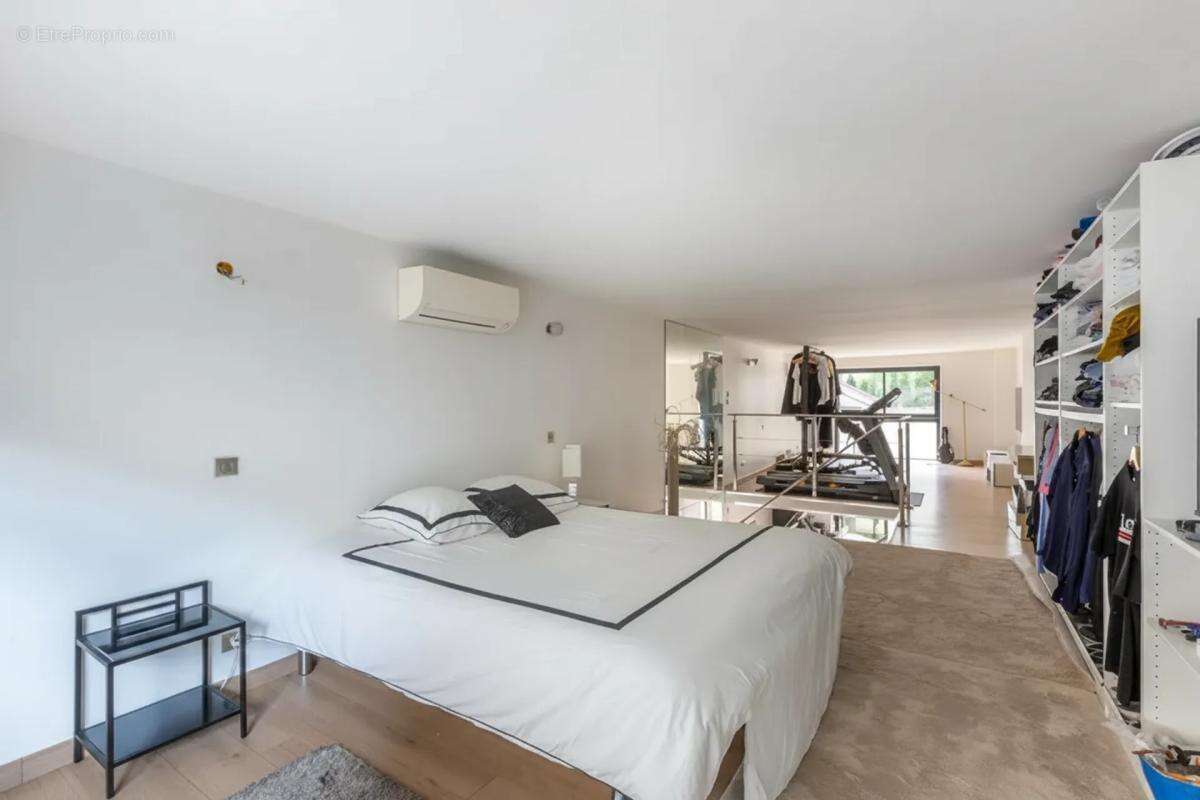 Lofts d’architecte communicants avec espace spa haut de gamme – - photo 11