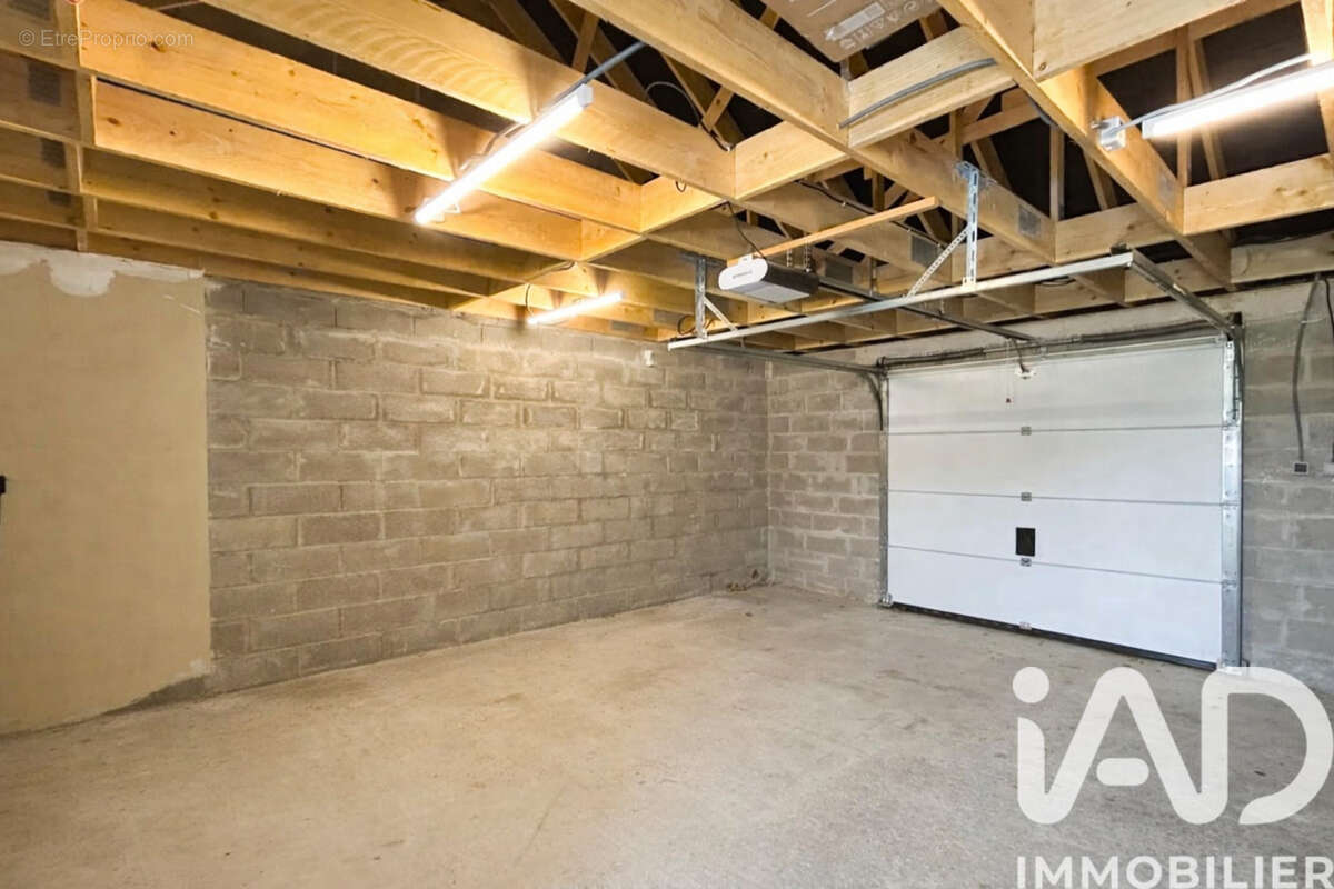 Photo 9 - Maison à SAINT-MARS-D'OUTILLE