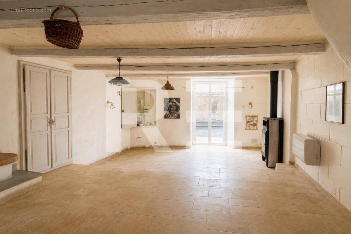 Maison à SAINT-BONNET-DU-GARD