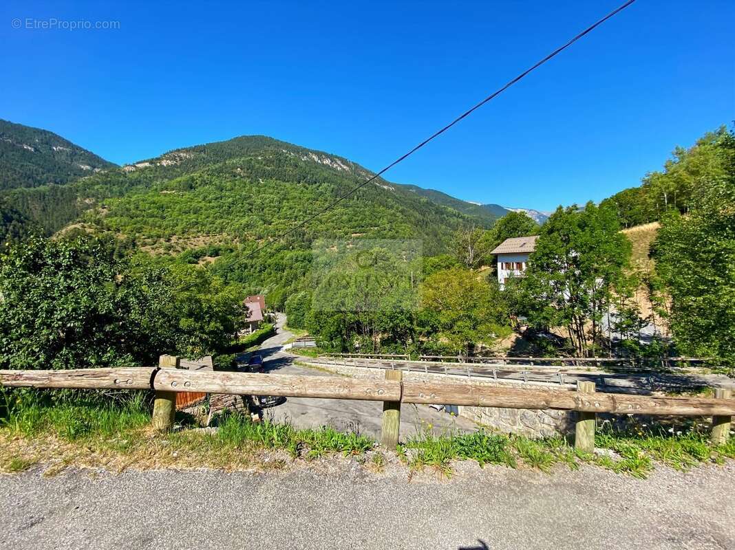 Maison à SAINT-ETIENNE-DE-TINEE