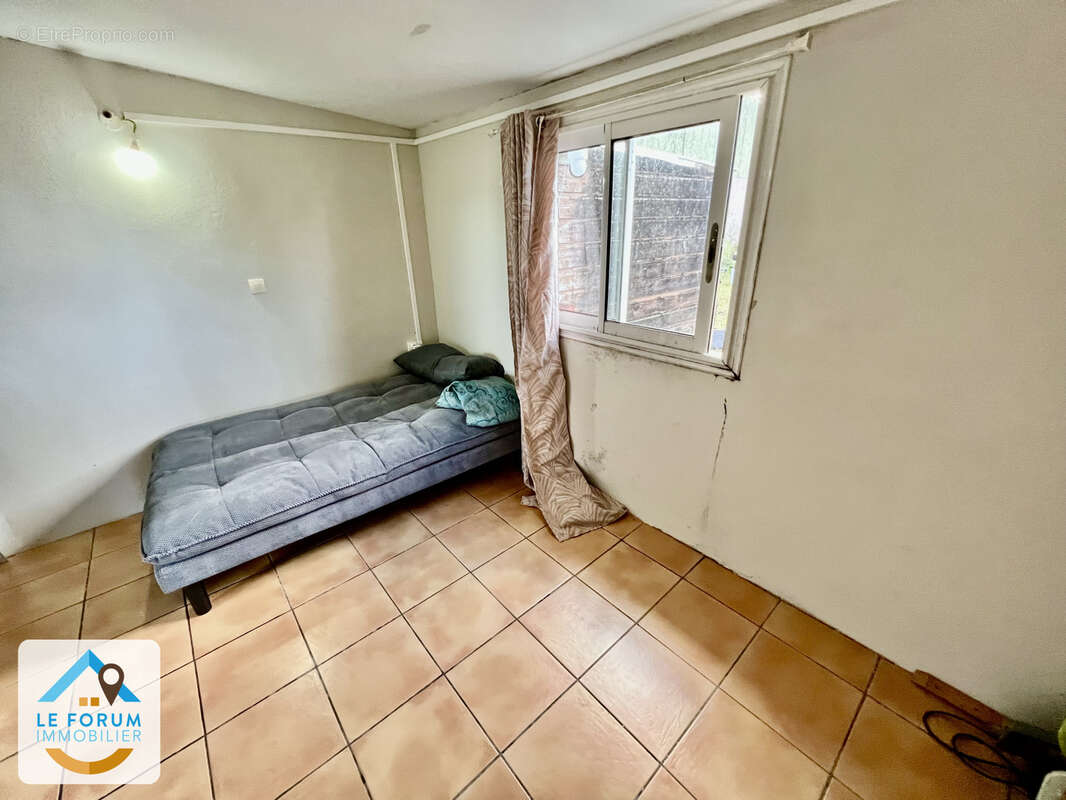 Saint joseph 97480 - maison familiale - de plain-pied - beaux volumes - quartier calme - photo 6