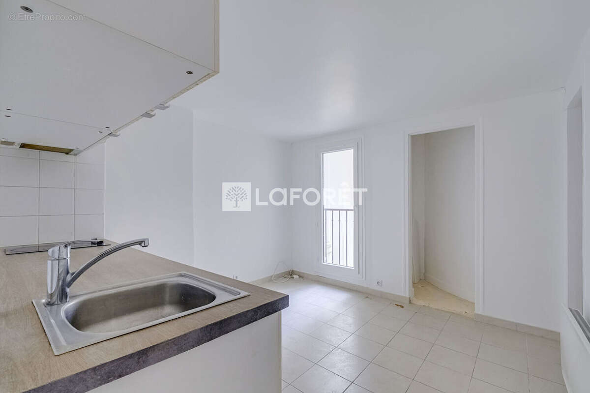 Appartement à PARIS-8E