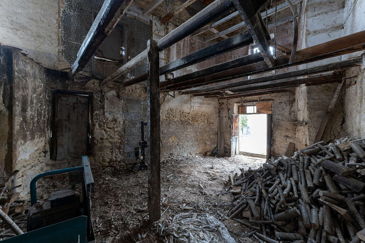 Maison à YRONDE-ET-BURON