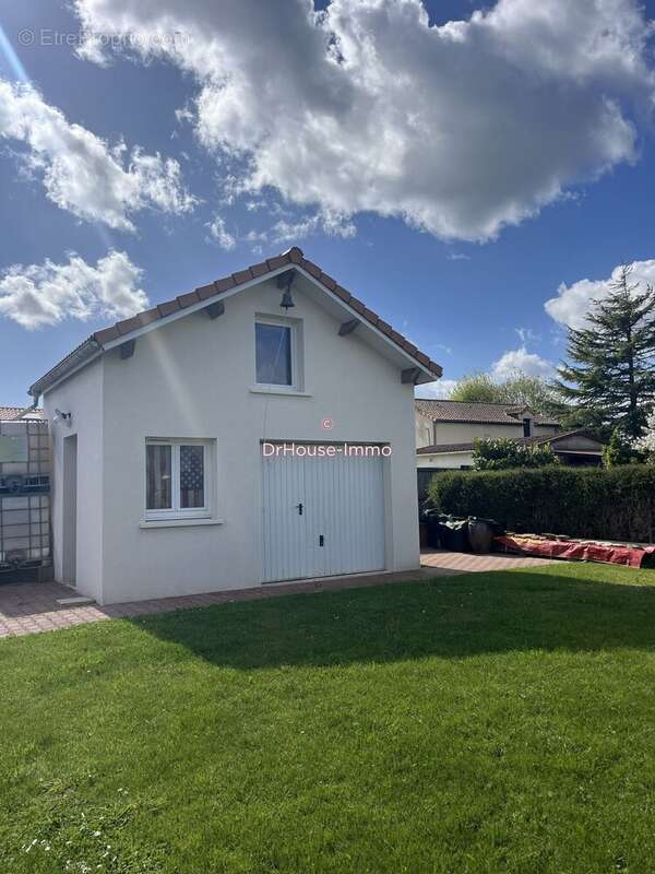 Maison à JAUNAY-CLAN