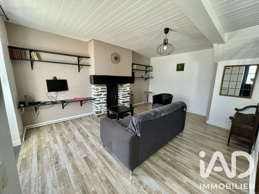Maison 65 m² à Caurel  - photo 2