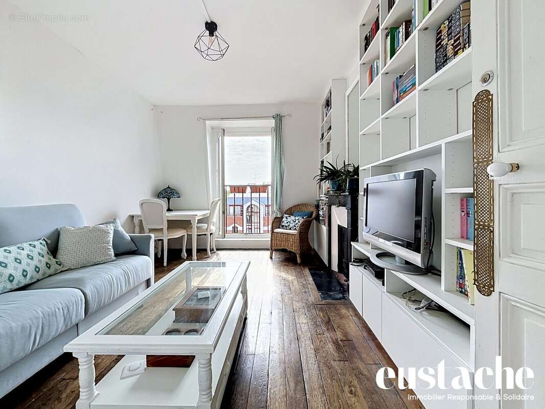 Appartement à PARIS-19E