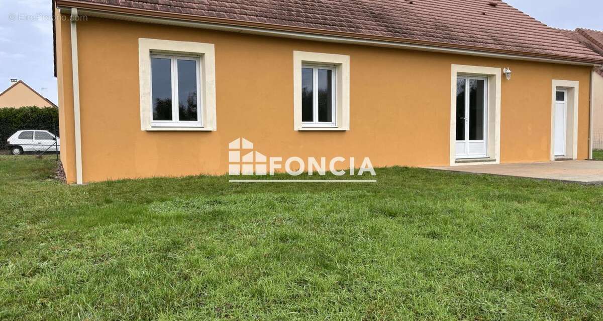 Maison à ROUESSE-FONTAINE