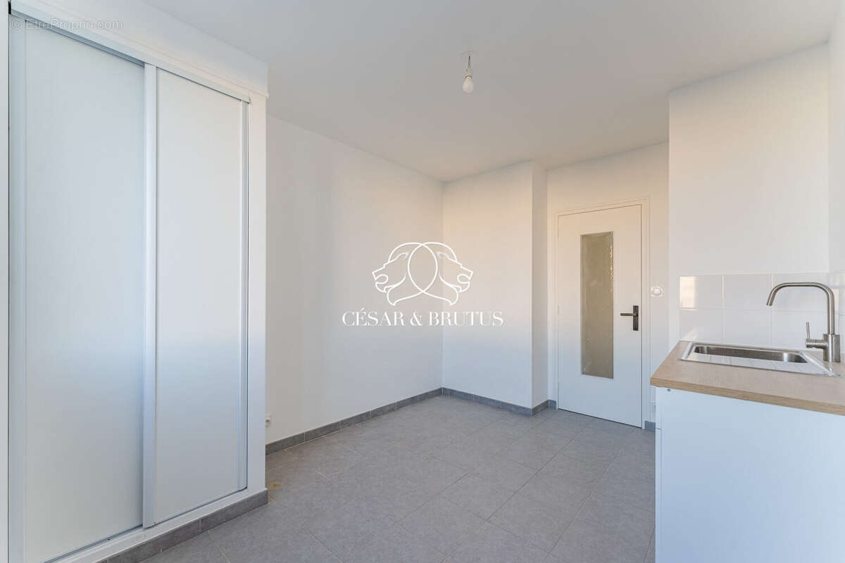 Appartement à TASSIN-LA-DEMI-LUNE