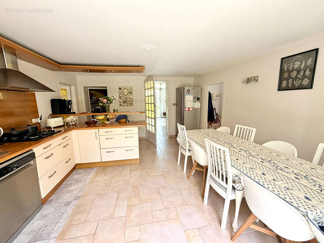 Maison à AUTHIE