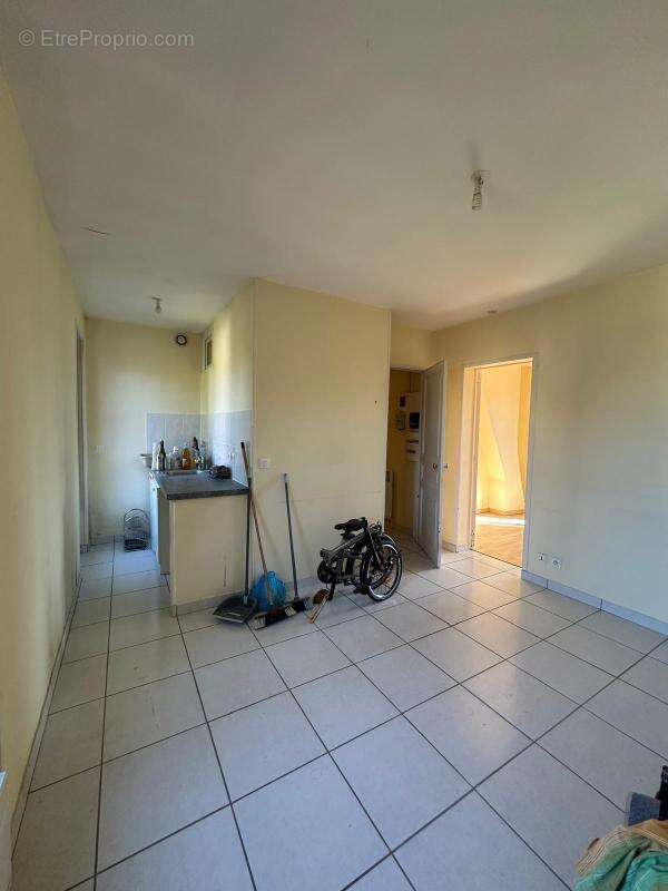 Appartement à CORBEIL-ESSONNES